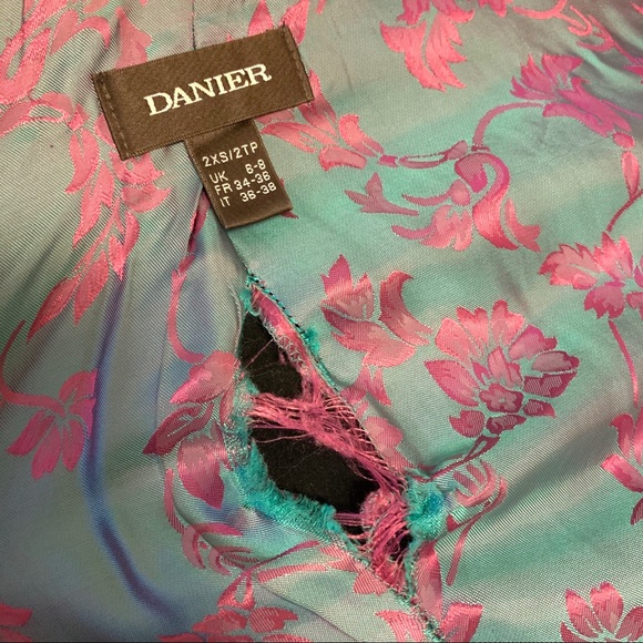 Danier Leather Bomber Jacket - Picture 7 of 7